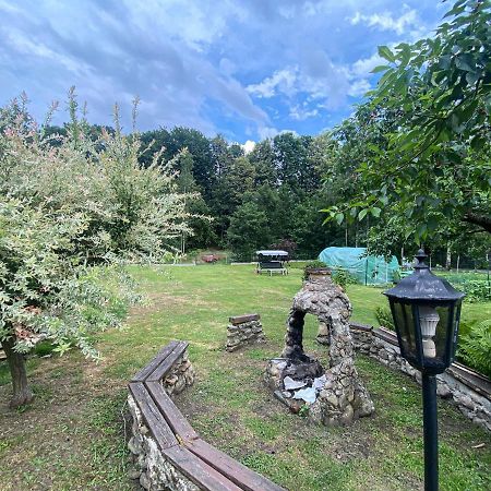 Pokoje Goscinne Izeria Kamien (Lwowek Slaski, Lower Silesian) Exterior foto